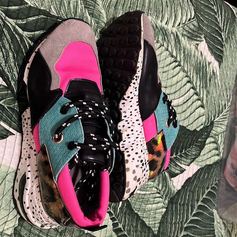 Steve Madden sneakers Size 7